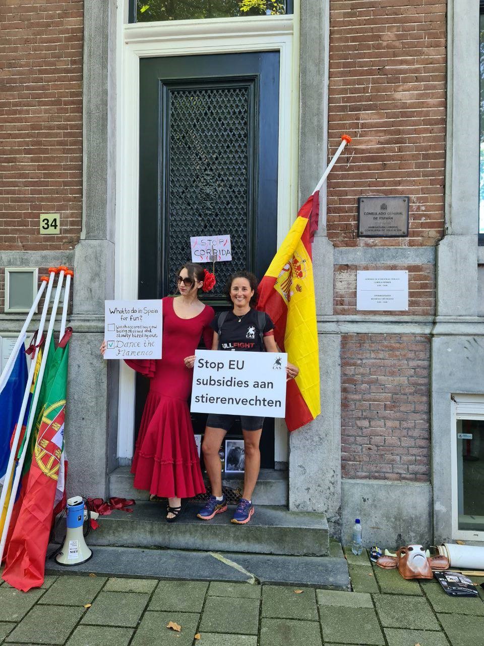 Landelijke demonstratie tegen stierenvechten in Amsterdam | Foto: CAS International